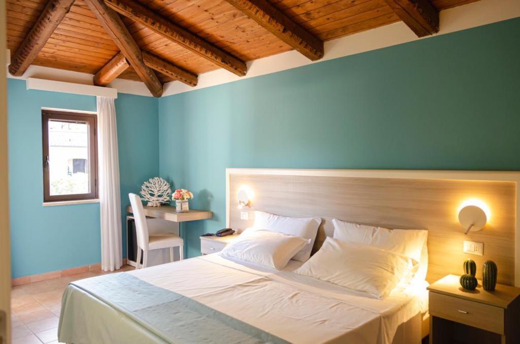 Costa Degli Dei Resort Capo Vaticano Zewnętrze zdjęcie