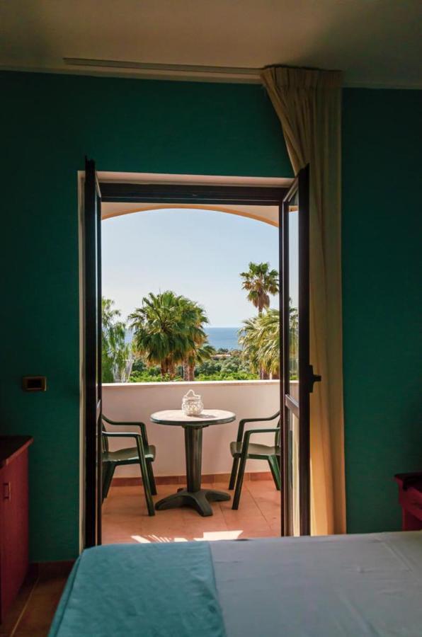 Costa Degli Dei Resort Capo Vaticano Zewnętrze zdjęcie